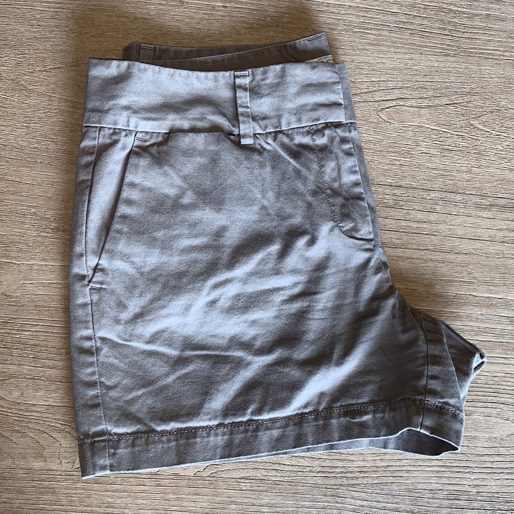 LOFT taupe shorts